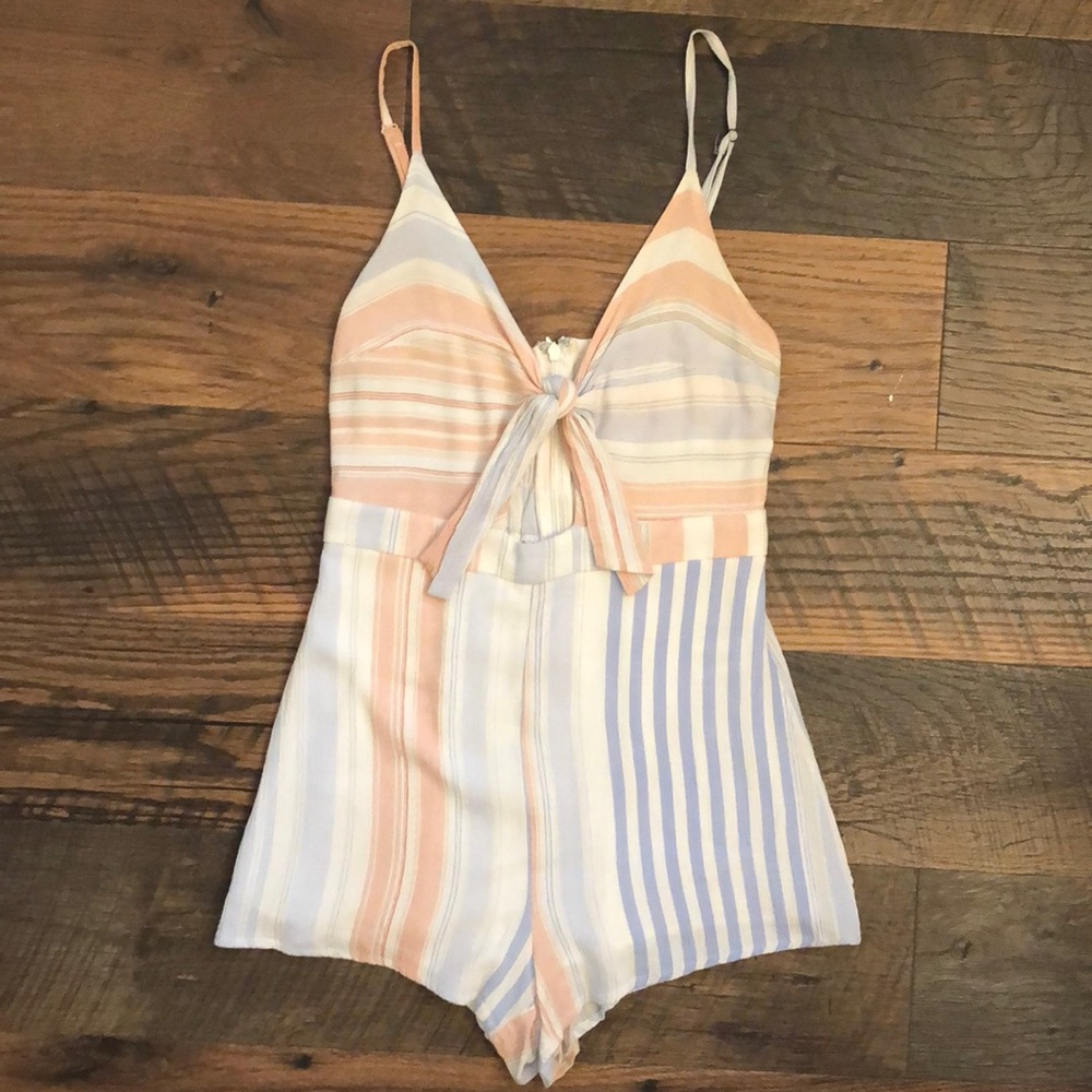Wild Honey Tie-front Keyhole Romper